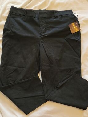 NWT Ava & Viv Black Cropped Pants Sz 18